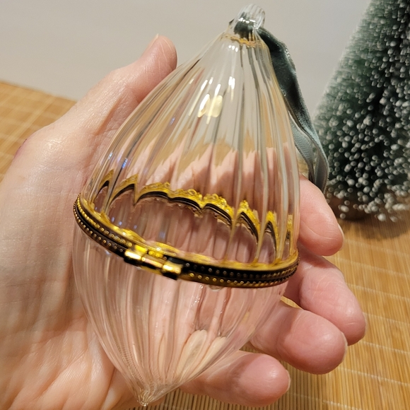 Fillable Hinge Ornament - Hearth & Hand with Magnolia 2025 - Picture 2 of 10